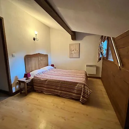 Triplex Avec Piscine, Parking, Animaux Acceptes - Fr-1-624-169